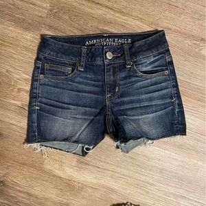 American Eagle Outfitters Super Stretch Shortie Dark Denim Shorts